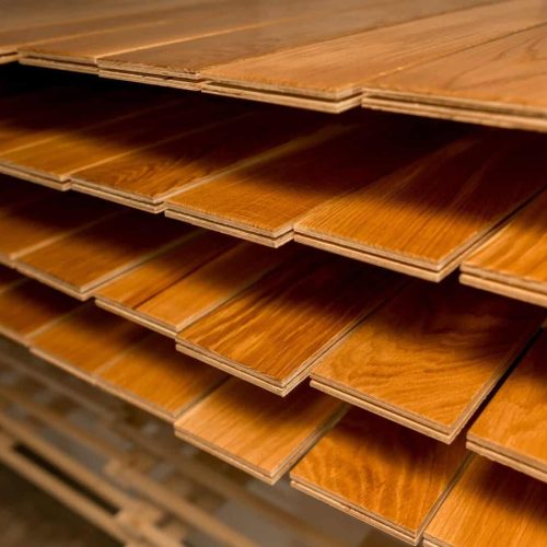 Drying wood flooring in the factory